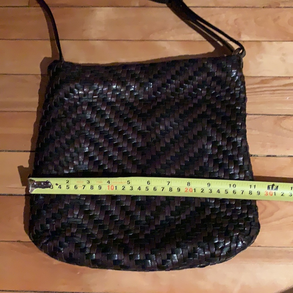 Leather crossbody bag - Picture 13 of 16